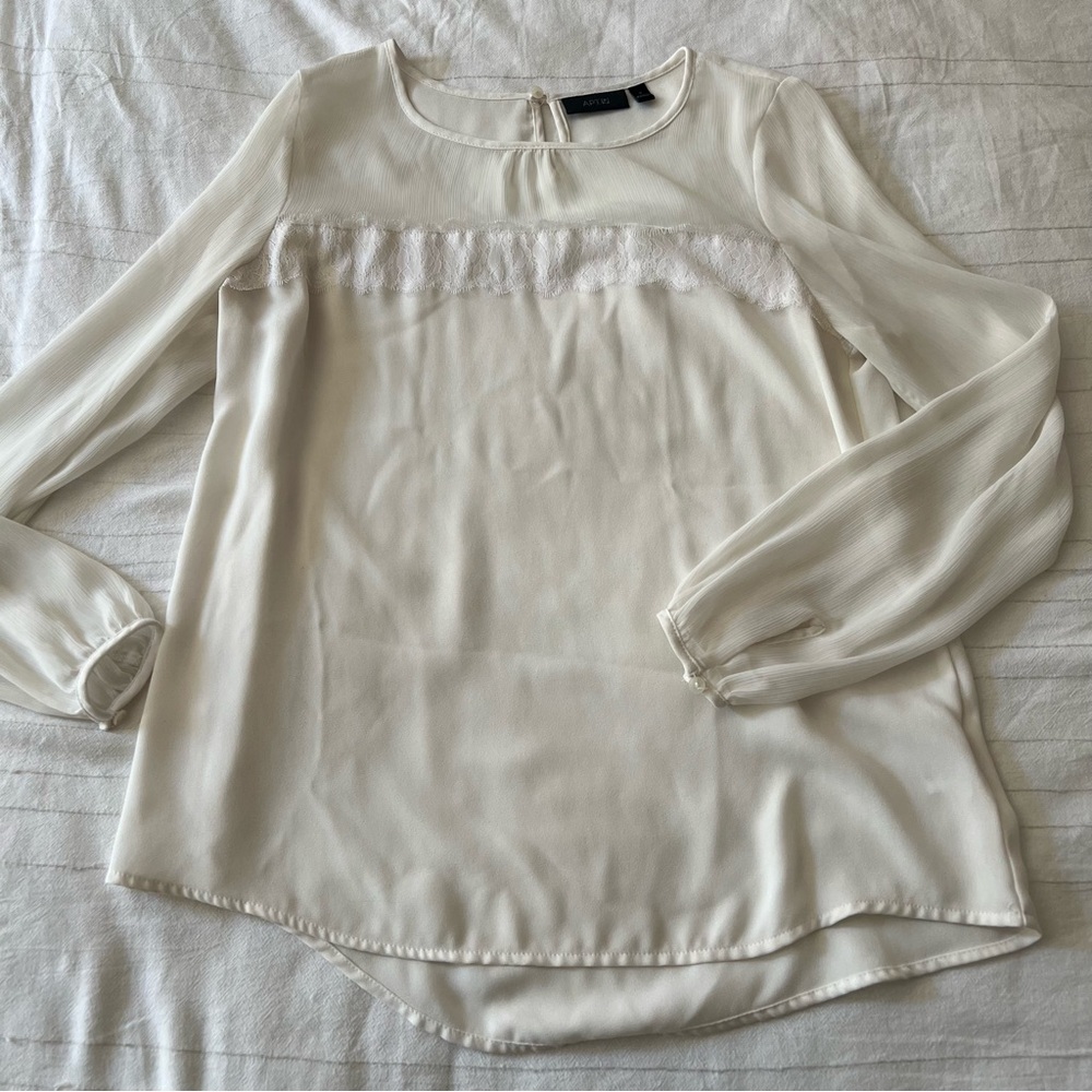 Apt. 9 • Ivory Sheer Yoke Blouse with Eyelash Lace Ribbon • Size Small